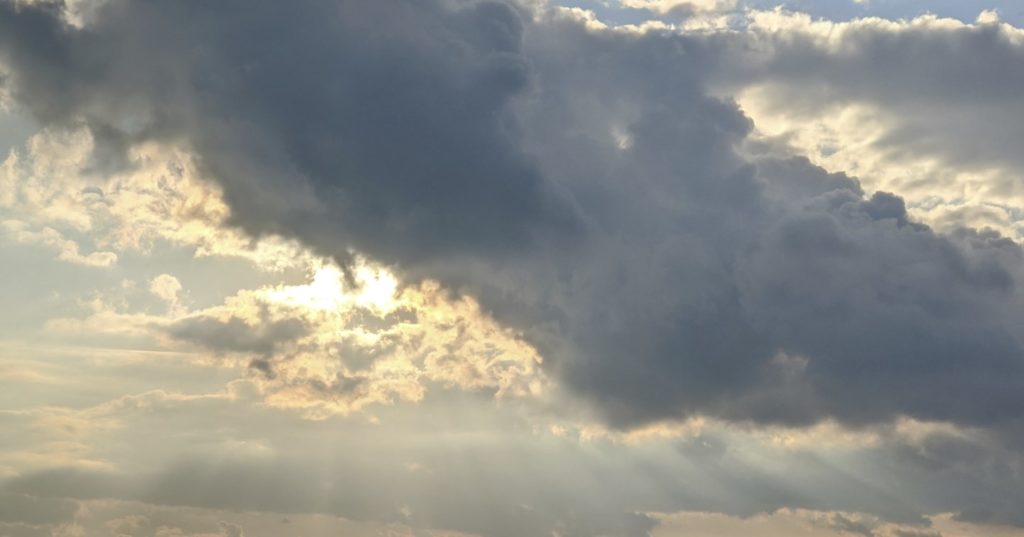 Wolken über Leverkusen